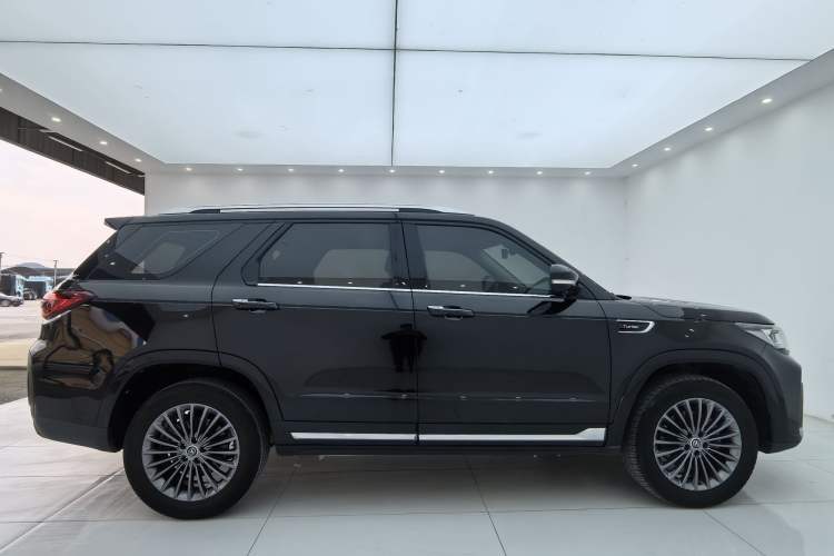 Used CHANGAN CS95 2021 2.0T Two-Wheel Drive Luxury Version Exterior 8