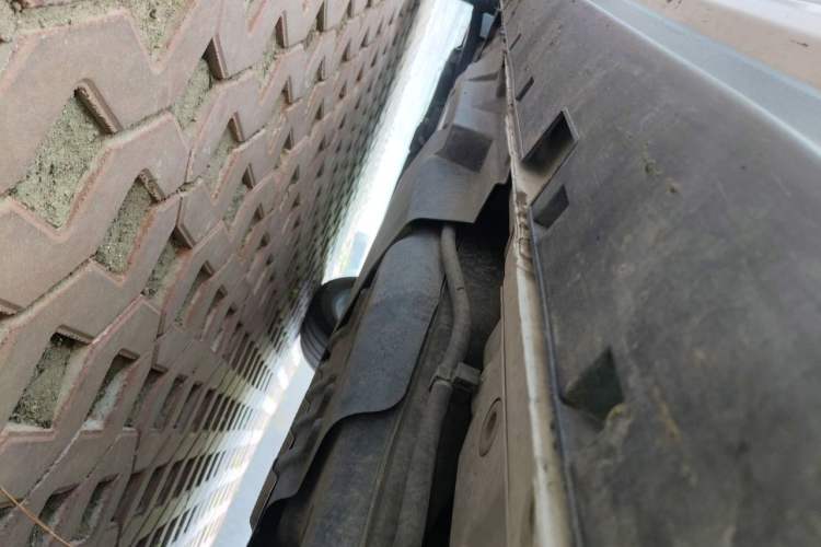 Used CHANGAN CS95 2021 2.0T Two-Wheel Drive Luxury Version Chassis Rear Left