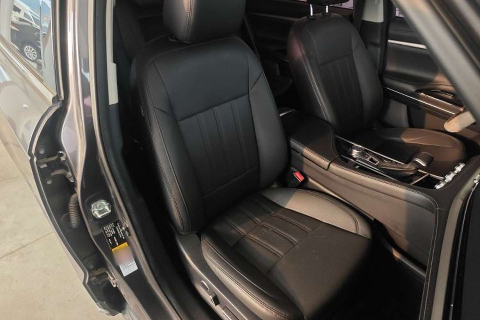 Used CHANGAN CS95 2021 2.0T Two-Wheel Drive Luxury Version Right Front Seat