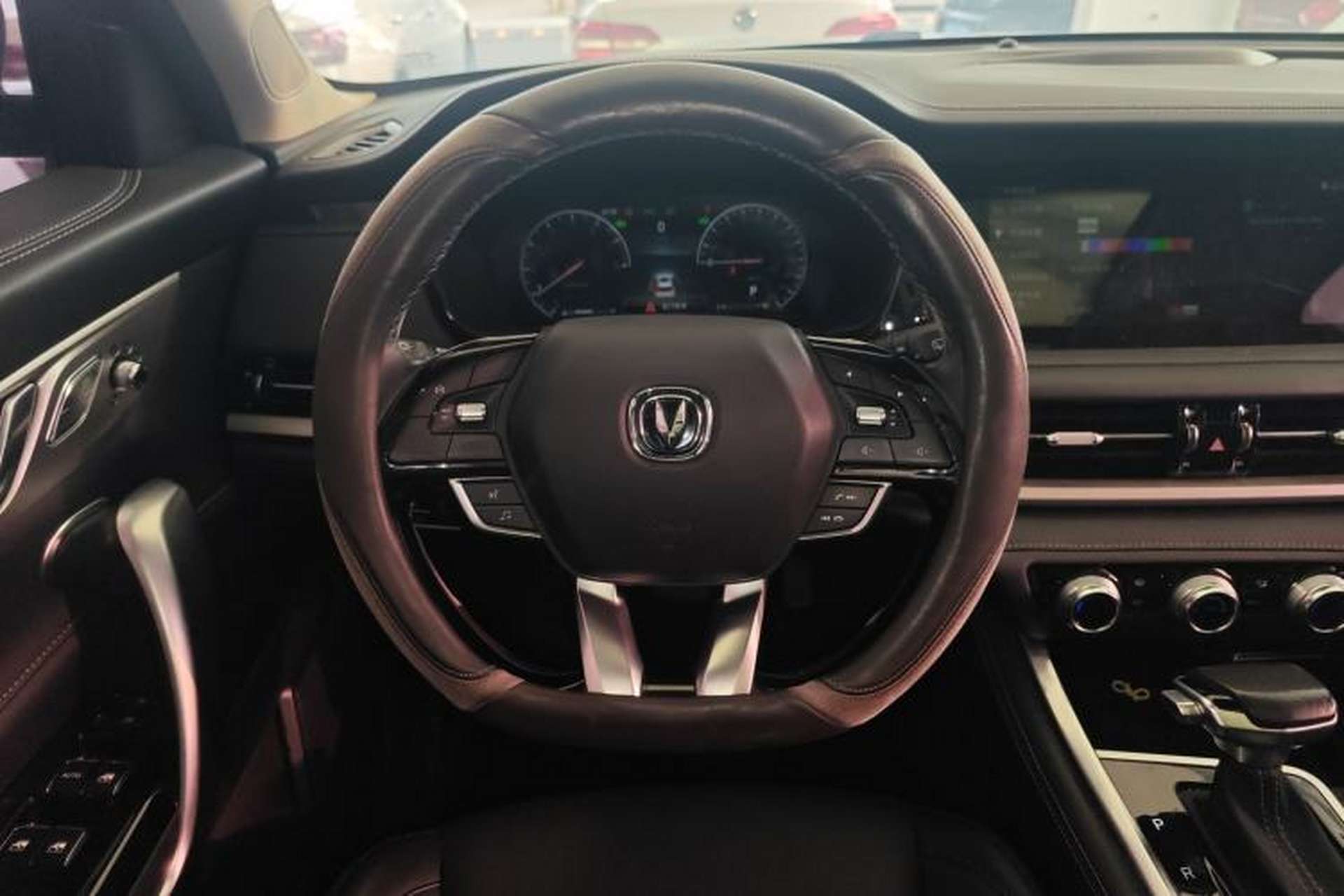Used CHANGAN CS95 2021 2.0T Two-Wheel Drive Luxury Version Steering Wheel