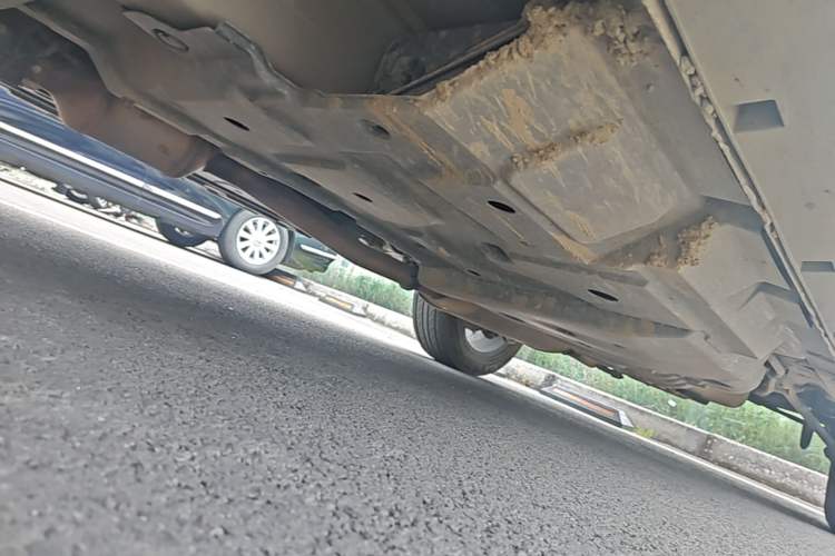 Used CHANGAN CS95 2021 2.0T Two-Wheel Drive Luxury Version Chassis Front Left