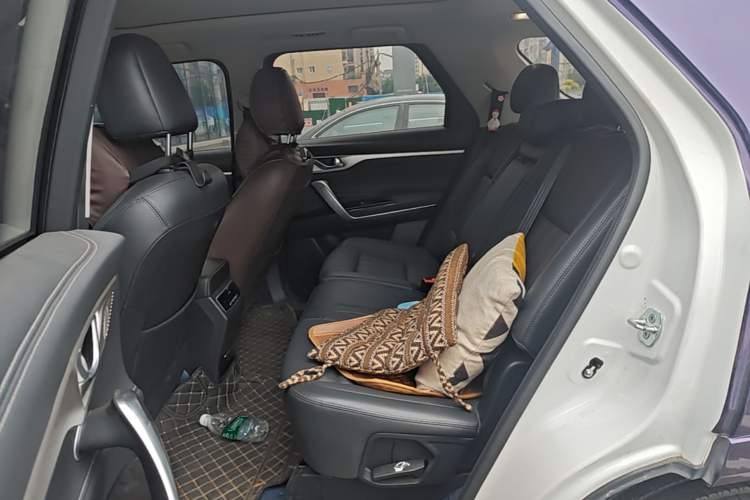 Used CHANGAN CS95 2021 2.0T Two-Wheel Drive Luxury Version Left Rear Seat