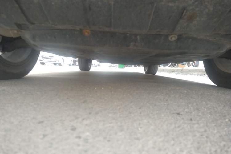 Used CHANGAN CS95 2021 2.0T Four-Wheel Drive Luxury Version Chassis Front