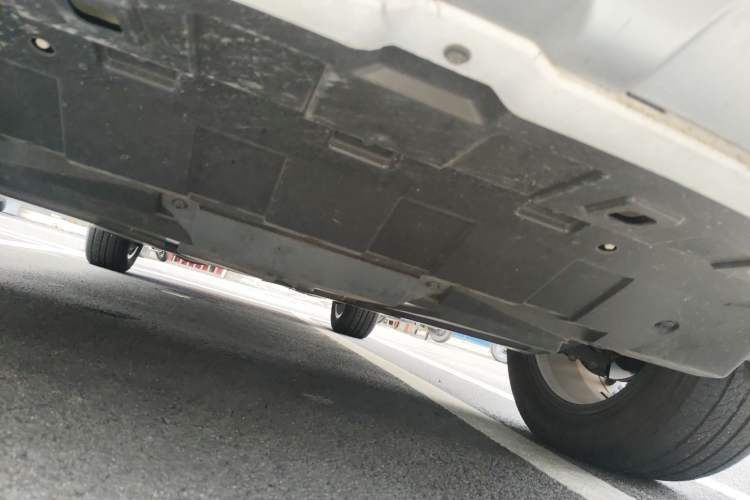 Used CHANGAN CS95 2021 2.0T Two-Wheel Drive Luxury Version Chassis Front