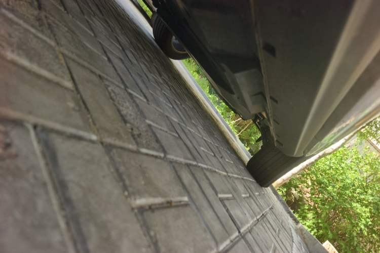 Used CHANGAN CS95 2021 2.0T Two-Wheel Drive Luxury Version Chassis Front Left