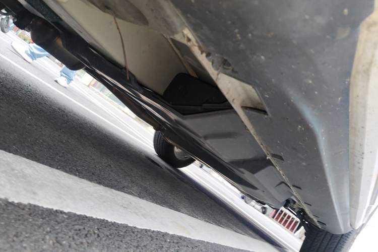 Used CHANGAN CS95 2021 2.0T Two-Wheel Drive Luxury Version Chassis Front Left