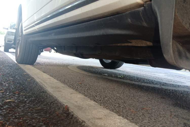 Used CHANGAN CS95 2021 2.0T Two-Wheel Drive Luxury Version Chassis Front Right