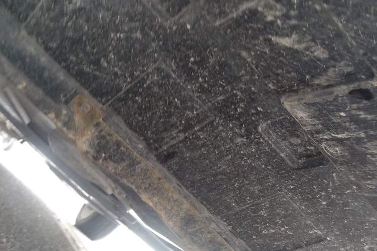 Used CHANGAN CS95 2021 2.0T Four-Wheel Drive Luxury Version Chassis Front Right
