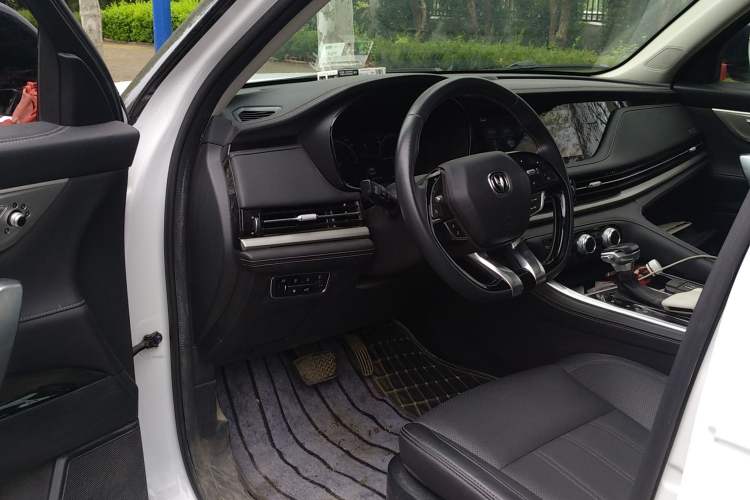 Used CHANGAN CS95 2021 2.0T Four-Wheel Drive Luxury Version Driver Seat