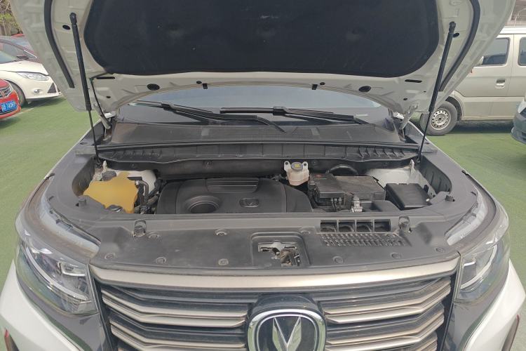 Used CHANGAN CS95 2021 2.0T Two-Wheel Drive Luxury Version Engine Bay