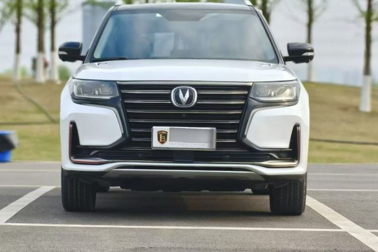 Used CHANGAN CS95 2021 2.0T Two-Wheel Drive Luxury Version Exterior 2