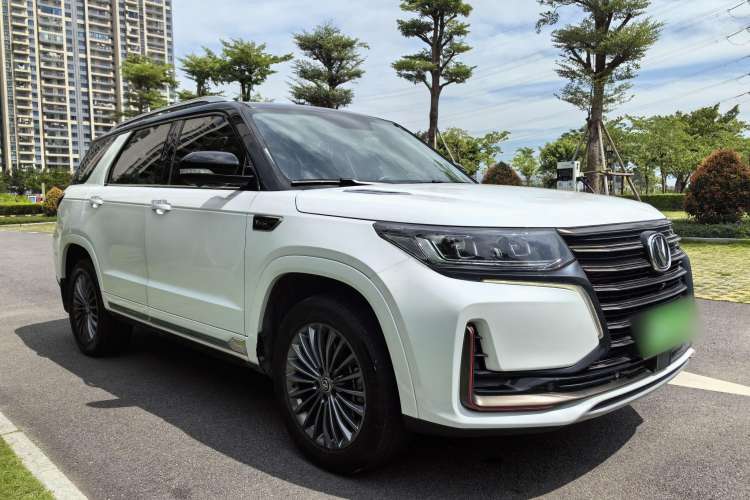 Used CHANGAN CS95 2021 2.0T Two-Wheel Drive Luxury Version Exterior 3