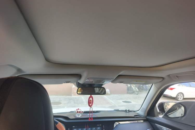 Used CHANGAN CS95 2021 2.0T Two-Wheel Drive Luxury Version Headliner