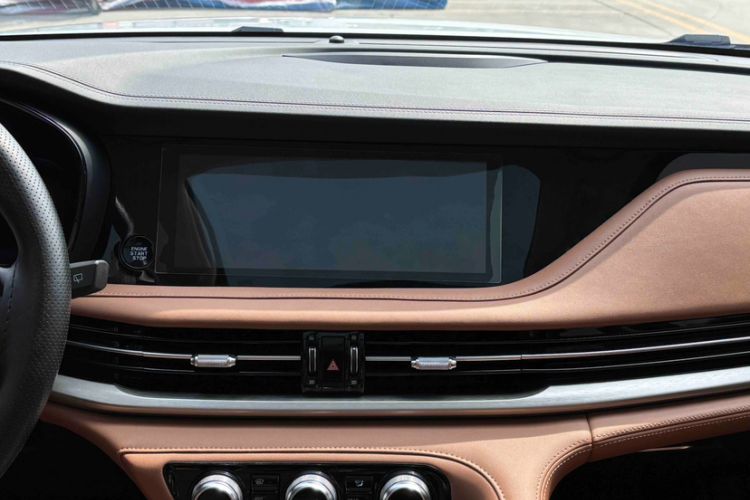 Used CHANGAN CS95 2021 2.0T Two-Wheel Drive Luxury Version Interior 3