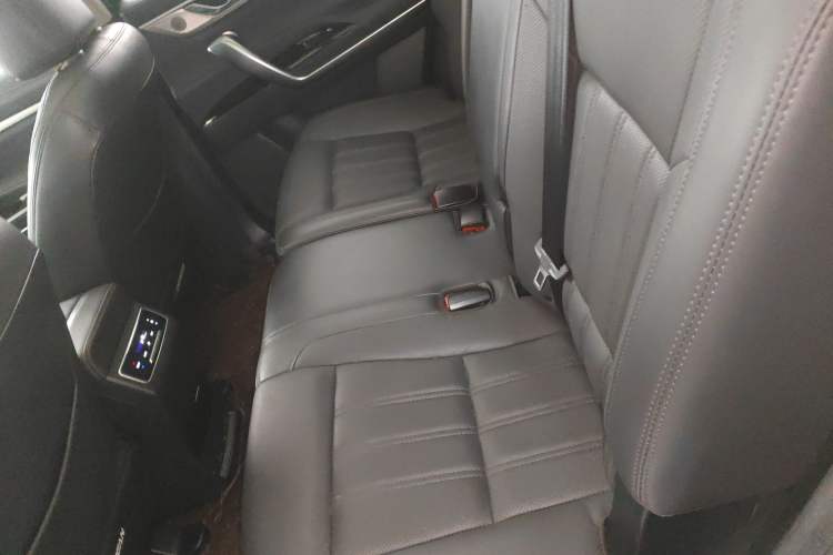 Used CHANGAN CS95 2021 2.0T Two-Wheel Drive Luxury Version Left Rear Seat