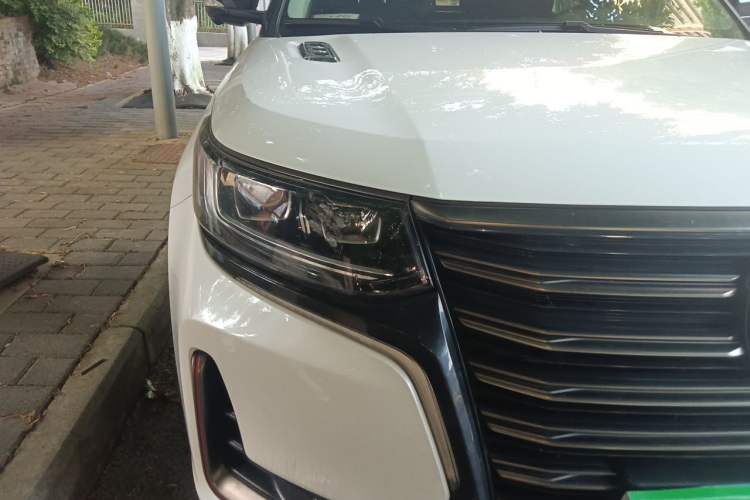 Used CHANGAN CS95 2021 2.0T Two-Wheel Drive Luxury Version Right Front Headlight