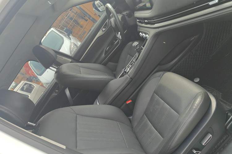 Used CHANGAN CS95 2021 2.0T Two-Wheel Drive Luxury Version Right Front Seat