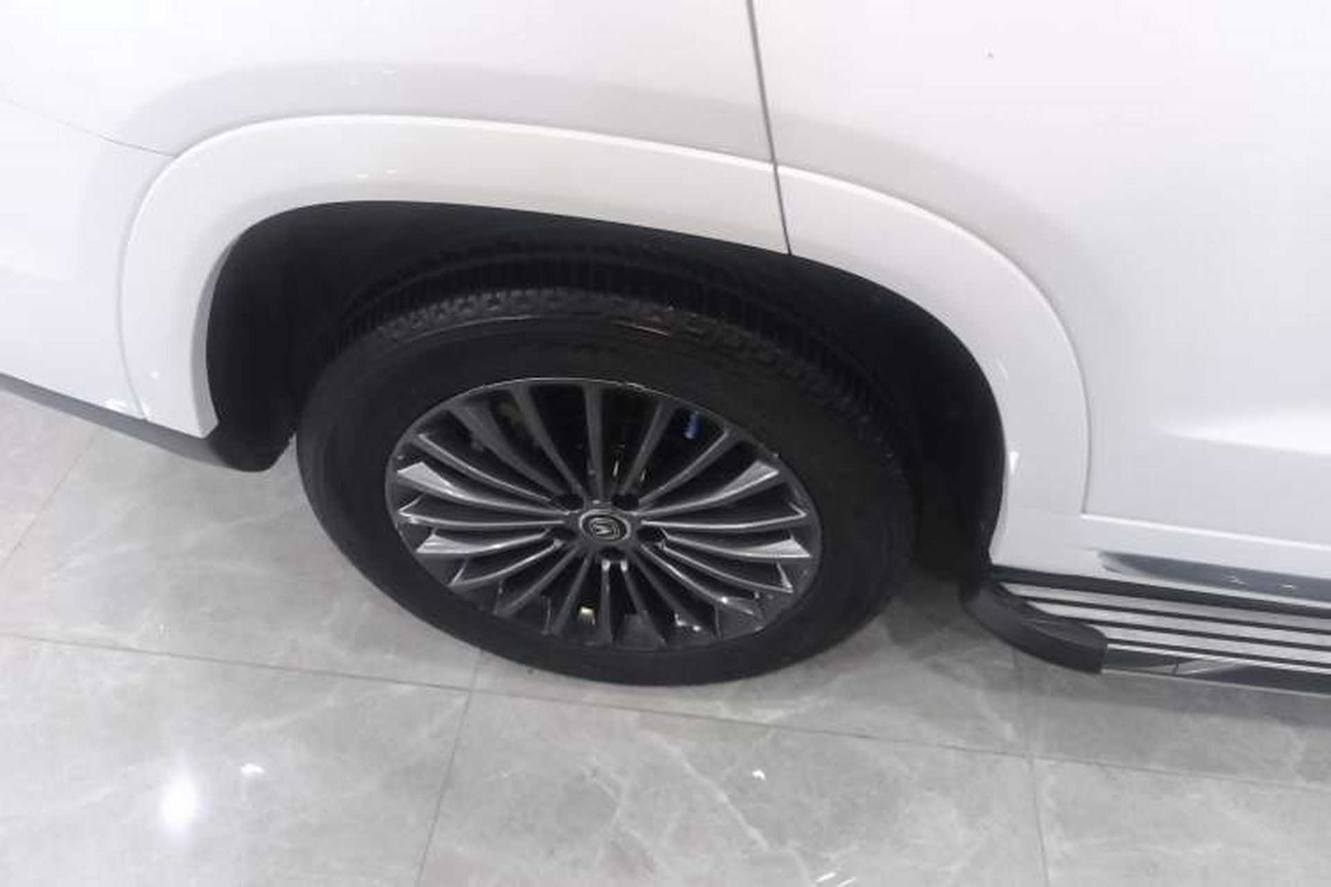 Used CHANGAN CS95 2021 2.0T Two-Wheel Drive Luxury Version Right Rear Wheel Hub