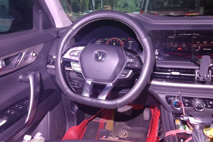 Used CHANGAN CS95 2021 2.0T Two-Wheel Drive Luxury Version Steering Wheel