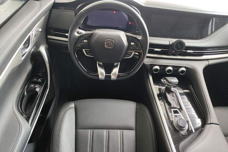 Used CHANGAN CS95 2021 2.0T Two-Wheel Drive Luxury Version Steering Wheel