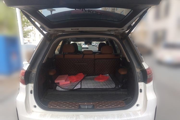 Used CHANGAN CS95 2021 2.0T Four-Wheel Drive Luxury Version Trunk