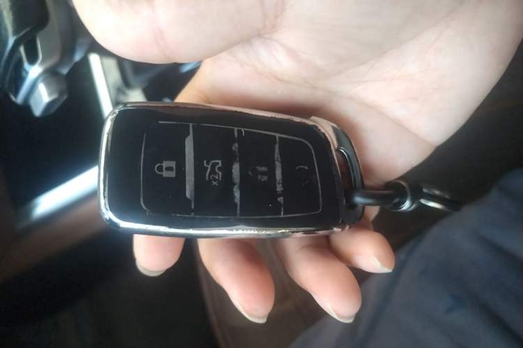 Used CHANGAN CS95 2021 2.0T Four-Wheel Drive Luxury Version Vehicle Key