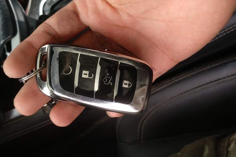 Used CHANGAN CS95 2021 2.0T Four-Wheel Drive Luxury Version Vehicle Key