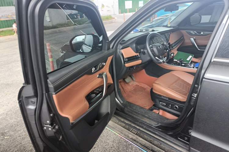 Used CHANGAN CS95 2023 2.0T All-Wheel Drive Premium PLUS Driver Seat