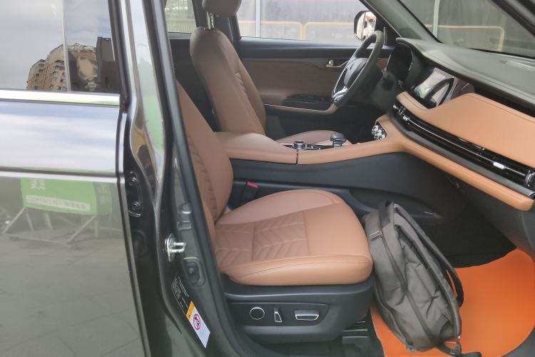 Used CHANGAN CS95 2023 2.0T All-Wheel Drive Premium PLUS Right Front Seat