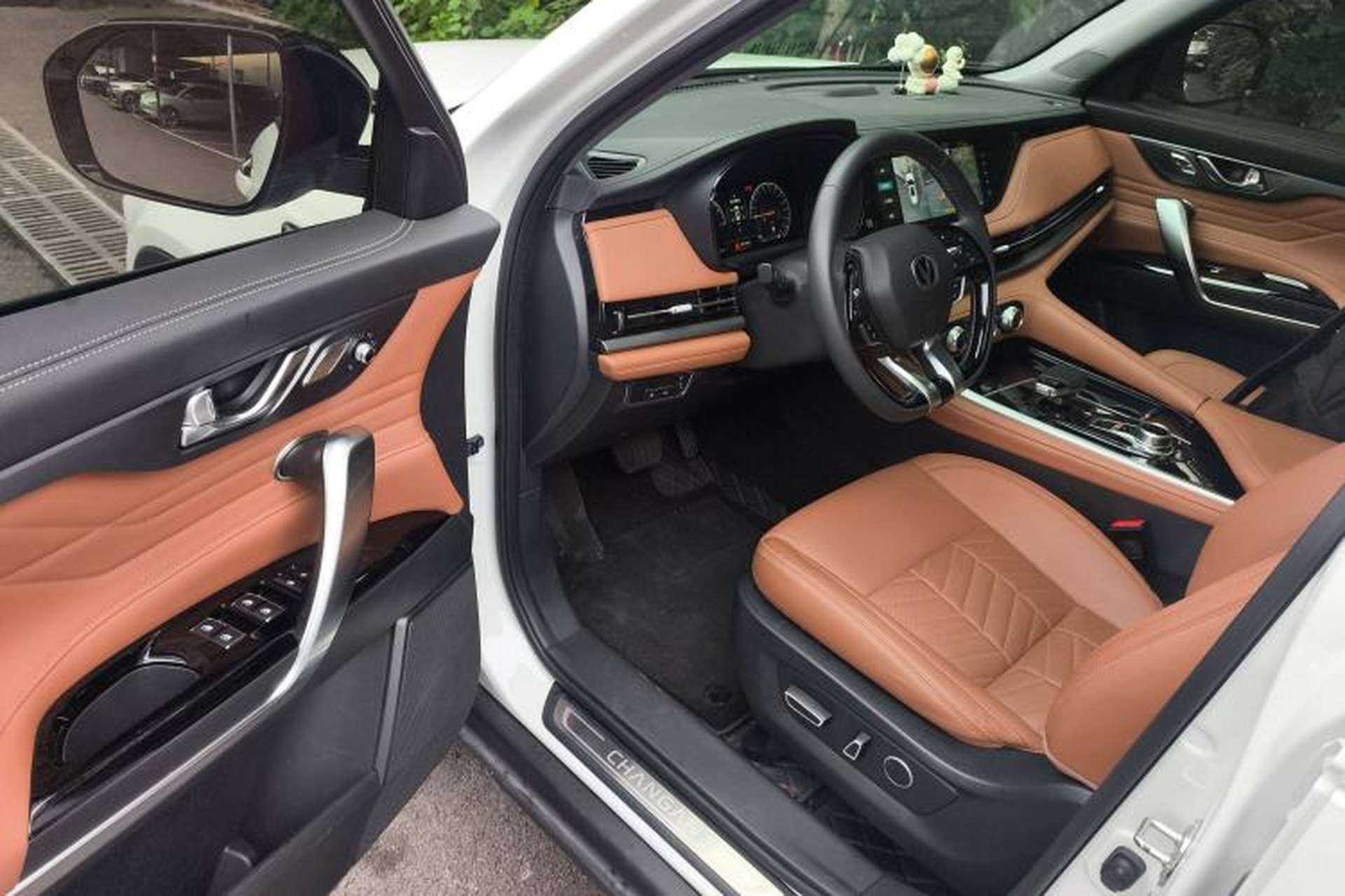 Used CHANGAN CS95 2023 2.0T Two-Wheel Drive Luxury PLUS Driver Seat