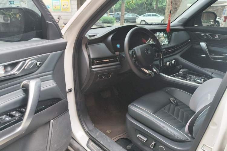 Used CHANGAN CS95 2023 2.0T All-Wheel-Drive Luxury PLUS Model Driver Seat