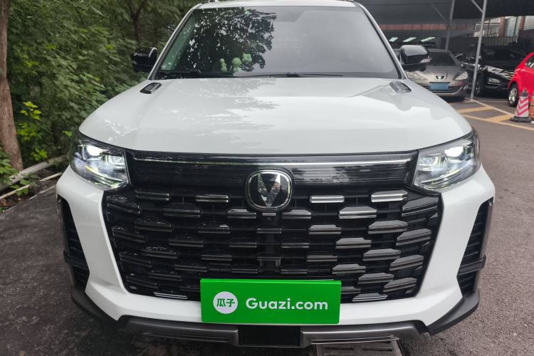 Used CHANGAN CS95 2023 2.0T Two-Wheel Drive Luxury PLUS Front