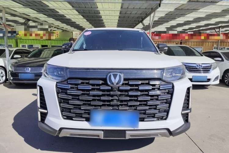 Used CHANGAN CS95 2023 2.0T All-Wheel-Drive Luxury PLUS Model Front