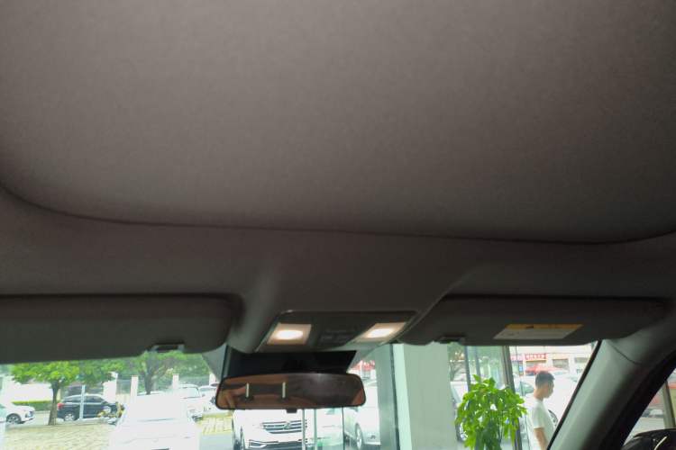 Used CHANGAN CS95 2023 2.0T Two-Wheel Drive Luxury PLUS Headliner
