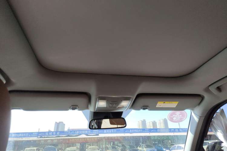 Used CHANGAN CS95 2023 2.0T All-Wheel-Drive Luxury PLUS Model Headliner