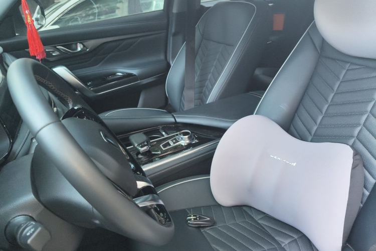Used CHANGAN CS95 2023 2.0T All-Wheel-Drive Luxury PLUS Model Left Front Seat