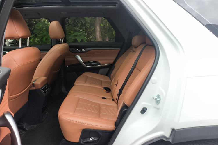 Used CHANGAN CS95 2023 2.0T Two-Wheel Drive Luxury PLUS Left Rear Seat