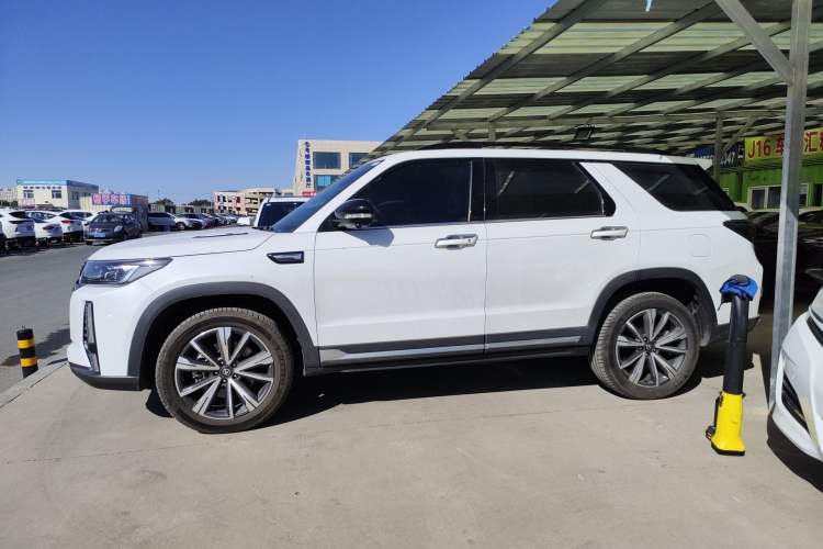 Used CHANGAN CS95 2023 2.0T All-Wheel-Drive Luxury PLUS Model Left Side
