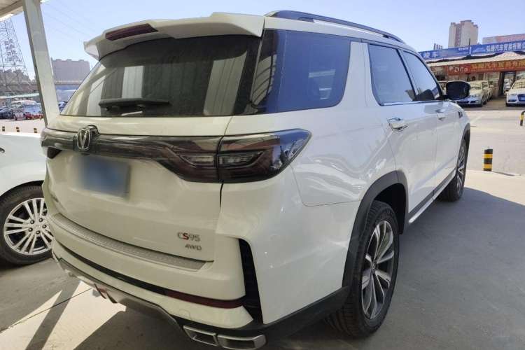 Used CHANGAN CS95 2023 2.0T All-Wheel-Drive Luxury PLUS Model Rear Right 45 Deg