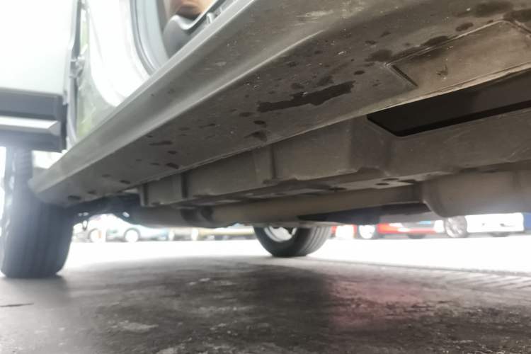 Used CHANGAN CS95 2023 2.0T Two-Wheel Drive Luxury PLUS Right Side Sill