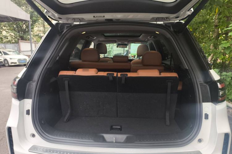 Used CHANGAN CS95 2023 2.0T Two-Wheel Drive Luxury PLUS Trunk