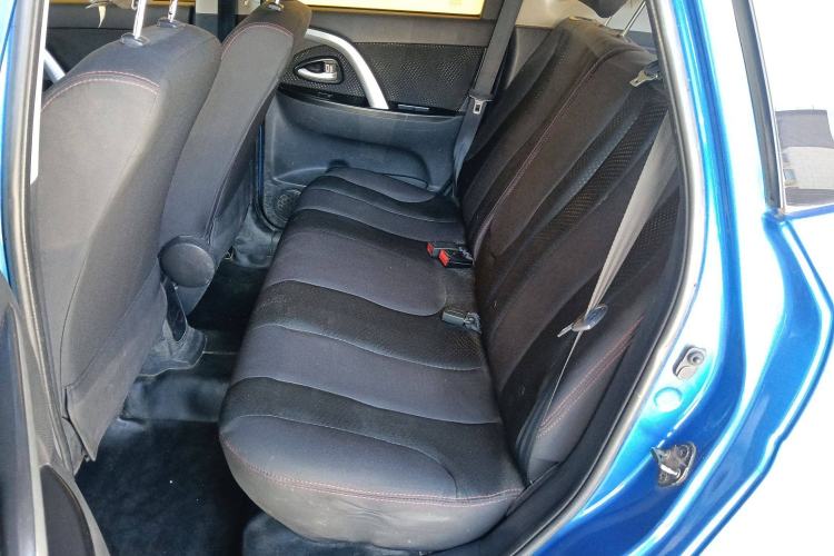 Used CHANGAN CX20 2014 1.4L Manual Sport Edition China V Standard Interior 4