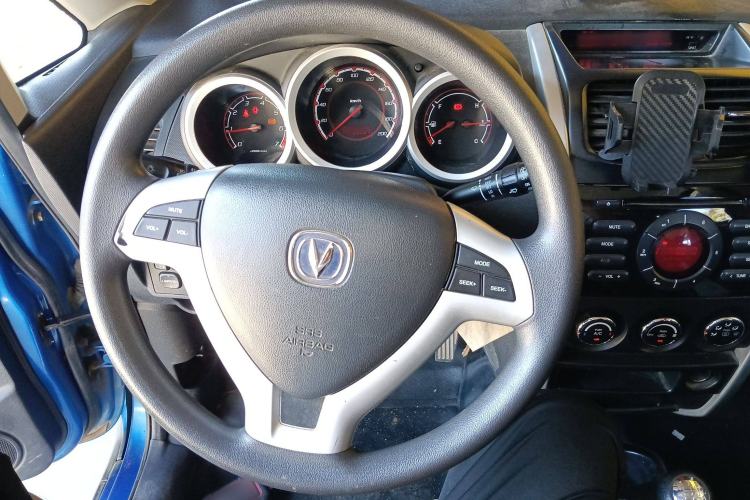 Used CHANGAN CX20 2014 1.4L Manual Sport Edition China V Standard Steering Wheel