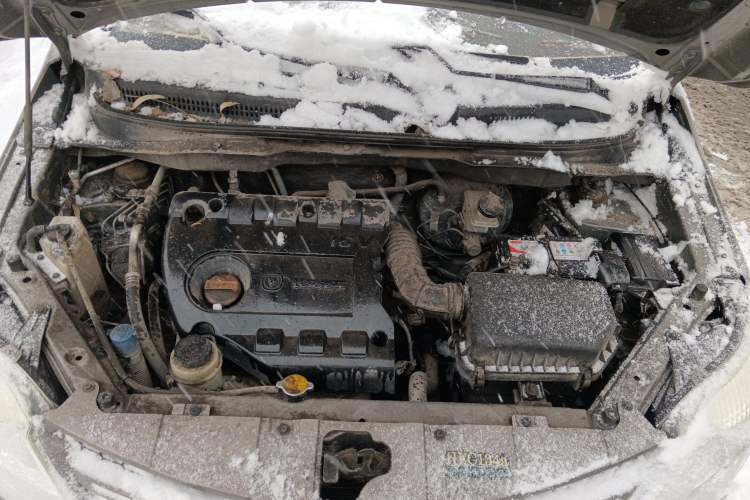 Used CHANGAN CX20 2011 1.3L Automatic Sport Edition Engine Bay