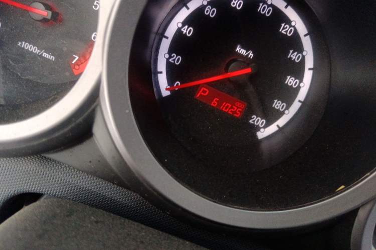 Used CHANGAN CX20 2011 1.3L Automatic Sport Edition Odometer Close Up