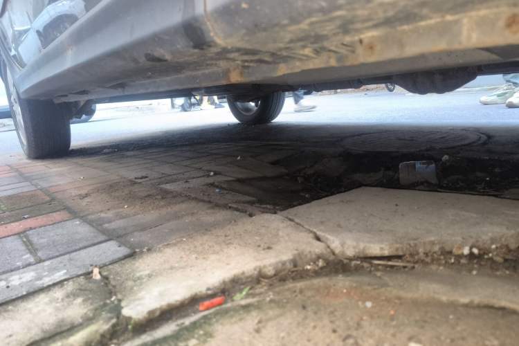Used CHANGAN CX20 2011 1.3L Manual Sport Edition Chassis Front Right