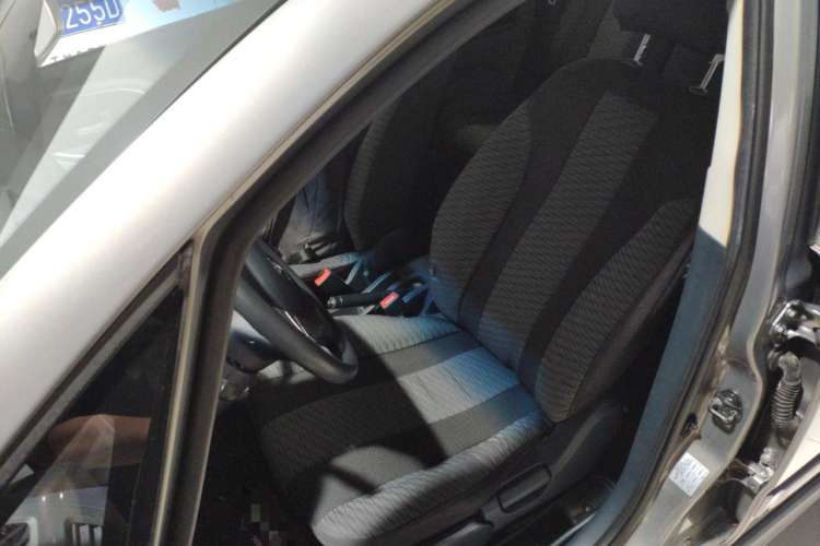 Used CHANGAN CX20 2011 1.3L Automatic Sport Edition Left Front Seat