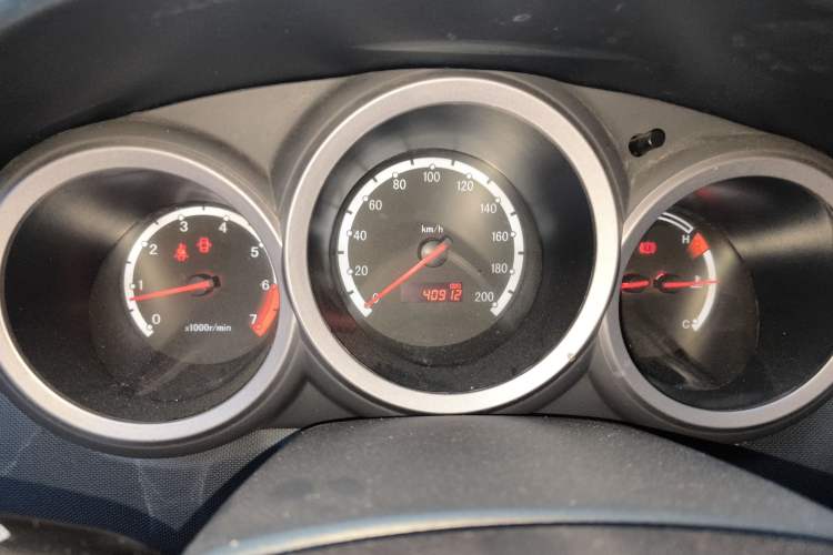 Used CHANGAN CX20 2011 1.3L Manual Sport Edition Odometer Close Up