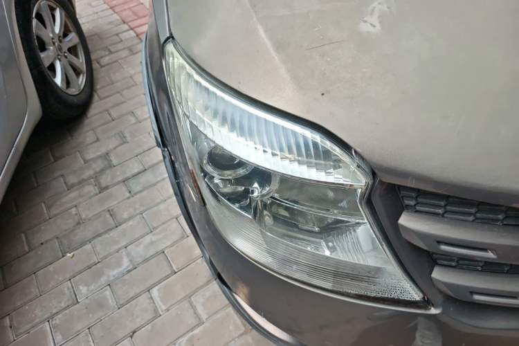 Used CHANGAN CX20 2011 1.3L Automatic Sport Edition Right Front Headlight