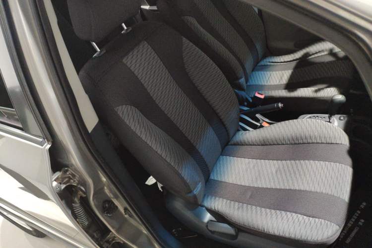Used CHANGAN CX20 2011 1.3L Automatic Sport Edition Right Front Seat